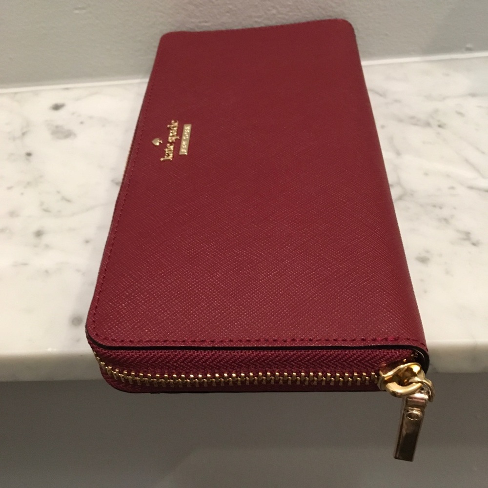 Kate Spade Wallet - Picture 6 of 8
